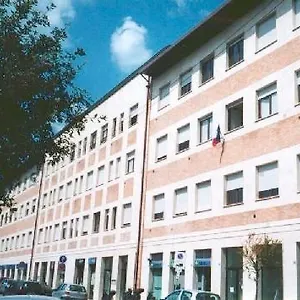 https://soggiorno-iris.it-tuscanyhotel.com