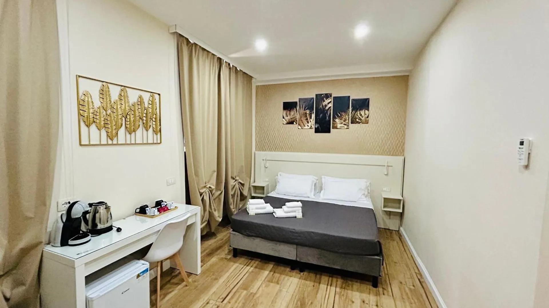 Sant'Erasmo Rooms Rome 0*,  Italy